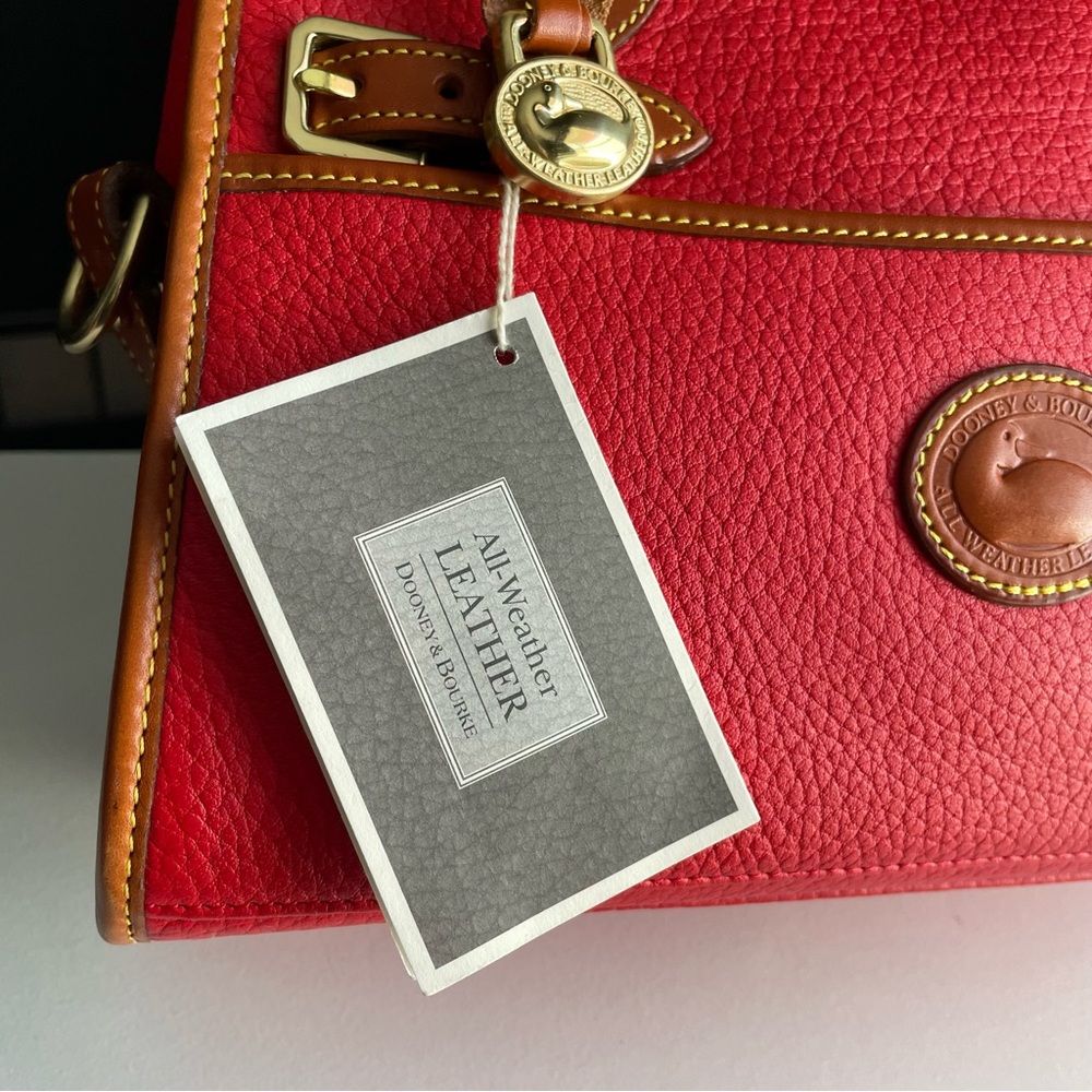 Dooney & Bourke Red Leather Buckle satchel Bag - Picture 4 of 15